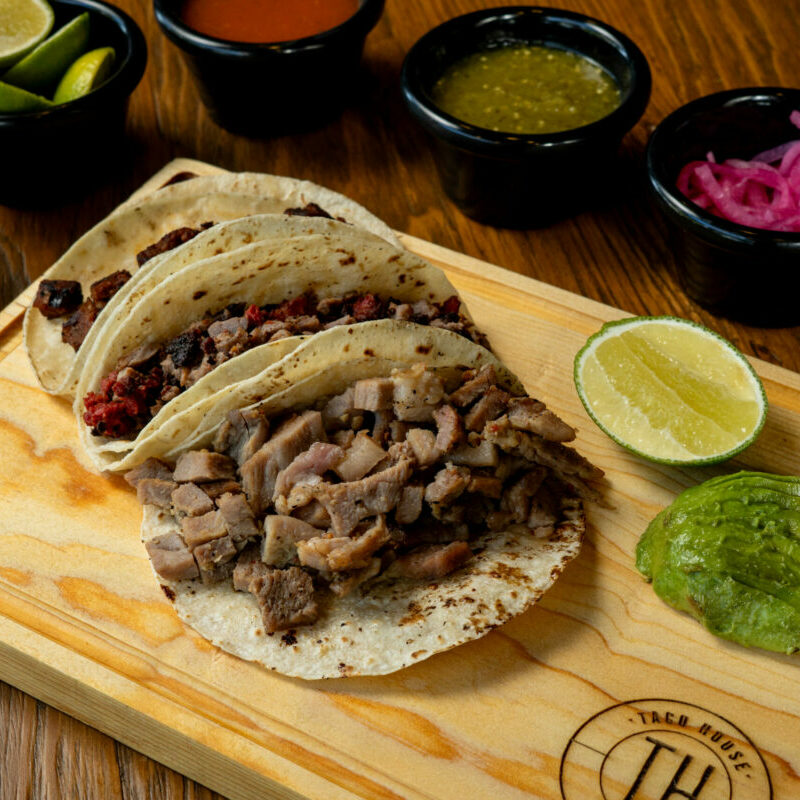 tacos-de-asada Chilaquiles